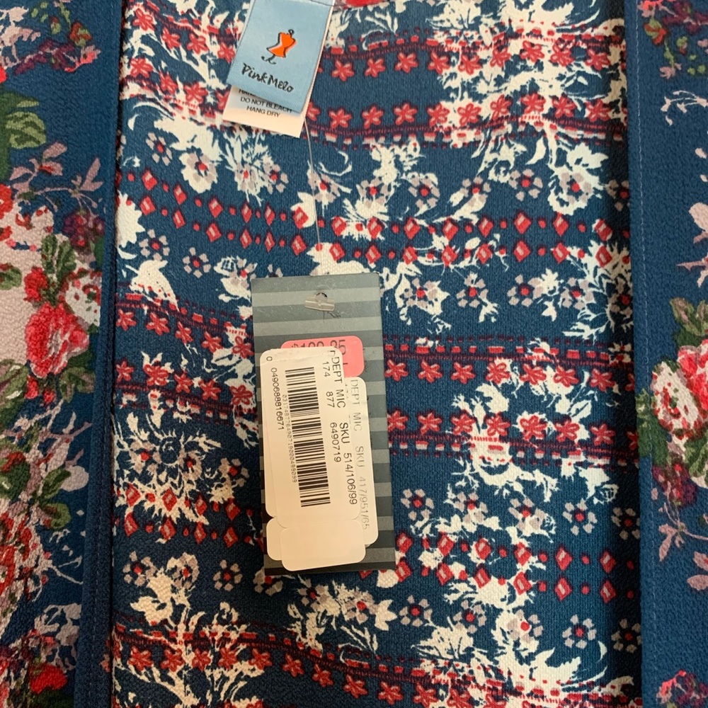 Floral Print Kimono. NWT. Size Medium - Picture 4 of 8